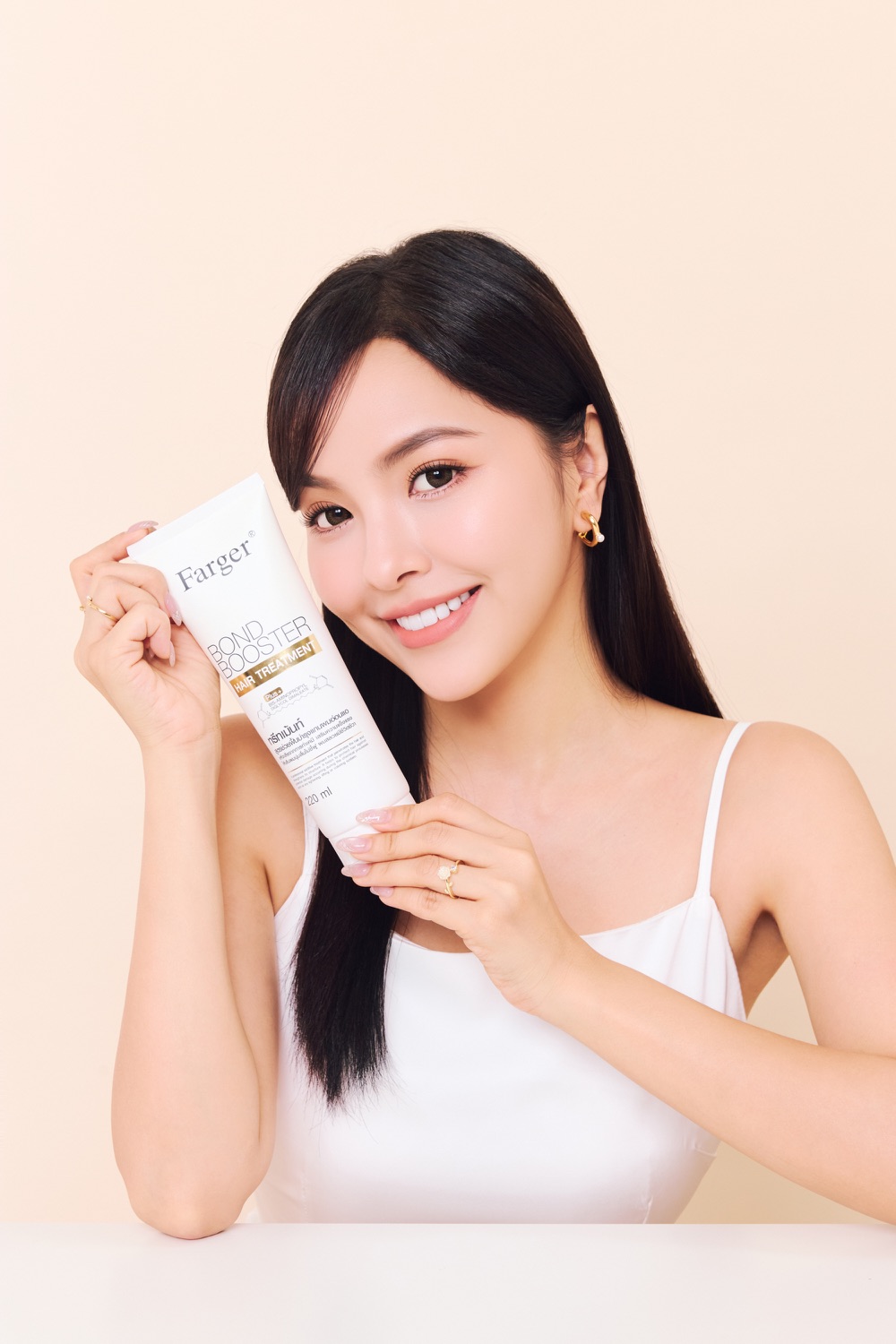 凱西手持 FARGER Bond Booster Hair Treatment 220 ml 正裝